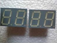 Duálny LED číslicový display (3/5)