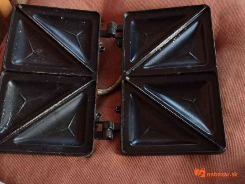 Výhrevné platne sendvičovača. (1/4)