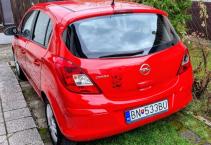 Predáme OPEL CORSA 1.2 16V SPORT jazdené ženou pekný stav (12/11)